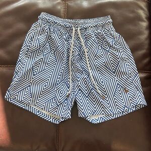 Retromarine men’s swim trunks blue and white geometric print